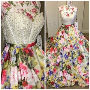 Sherri Hill Floral Printed Gown